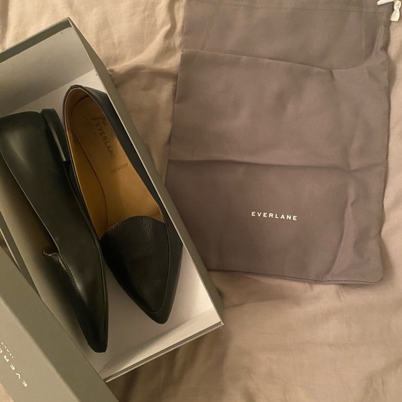 Everlane The Modern Point Sz8 Black - Discontinued - Picture 3 of 4